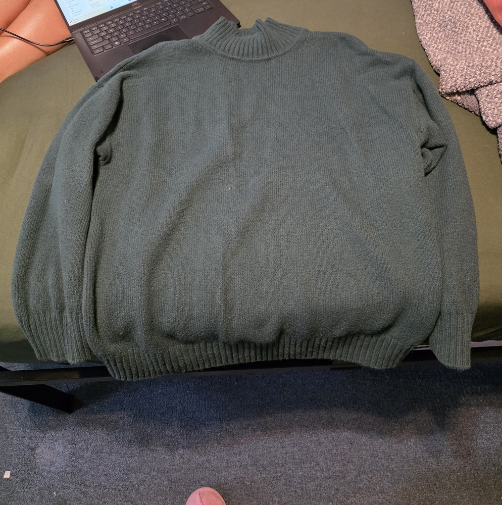 Gap Sweater
